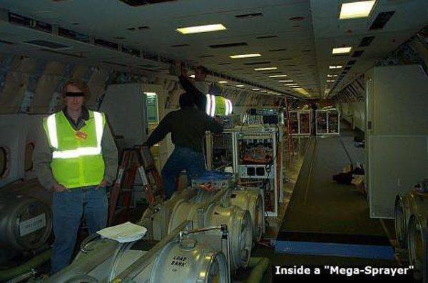 EXPOSED-Photos-From-INSIDE-Chemtrail-Planes-22